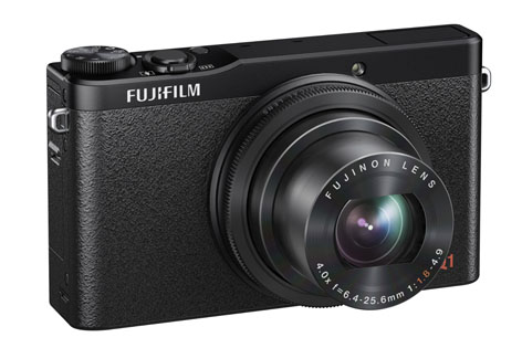 Fujifilm XQ1, compatta con X-Trans da 2.3